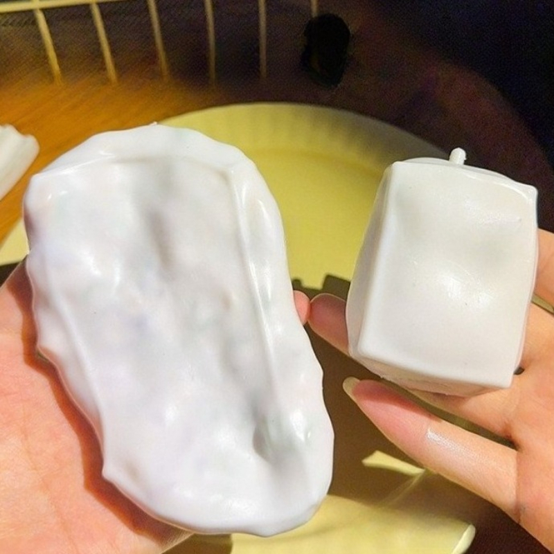 Novelty Gifts - Tofu Stressbal Vormbaar Niet-stuiterend Krokant Romig