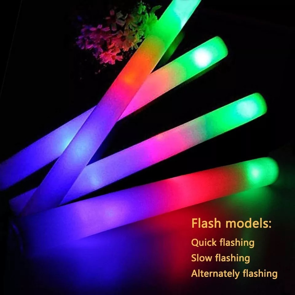 Glow Sticks Bulk 100Pack LED L - Flashing Led Foam Sticks Party recensie en prijs