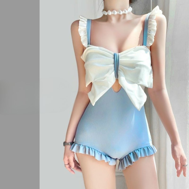 Leuke badkleding met strikdeta - Costumes recensie en prijs